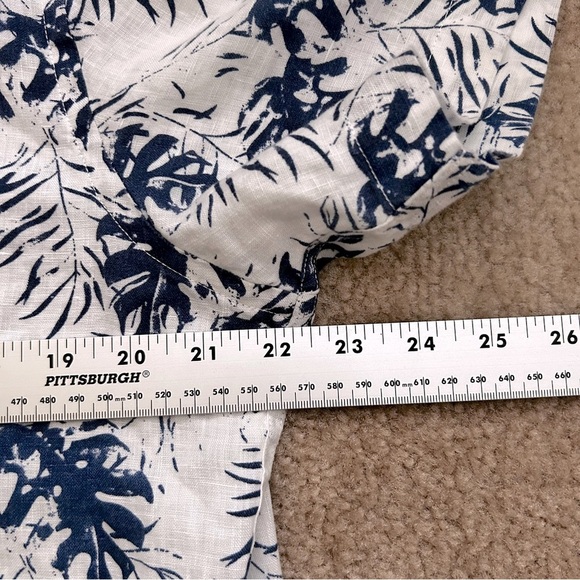 UNTUCKit Slim Fit Linen Short Sleeve Button Down Shirt - Picture 5 of 6